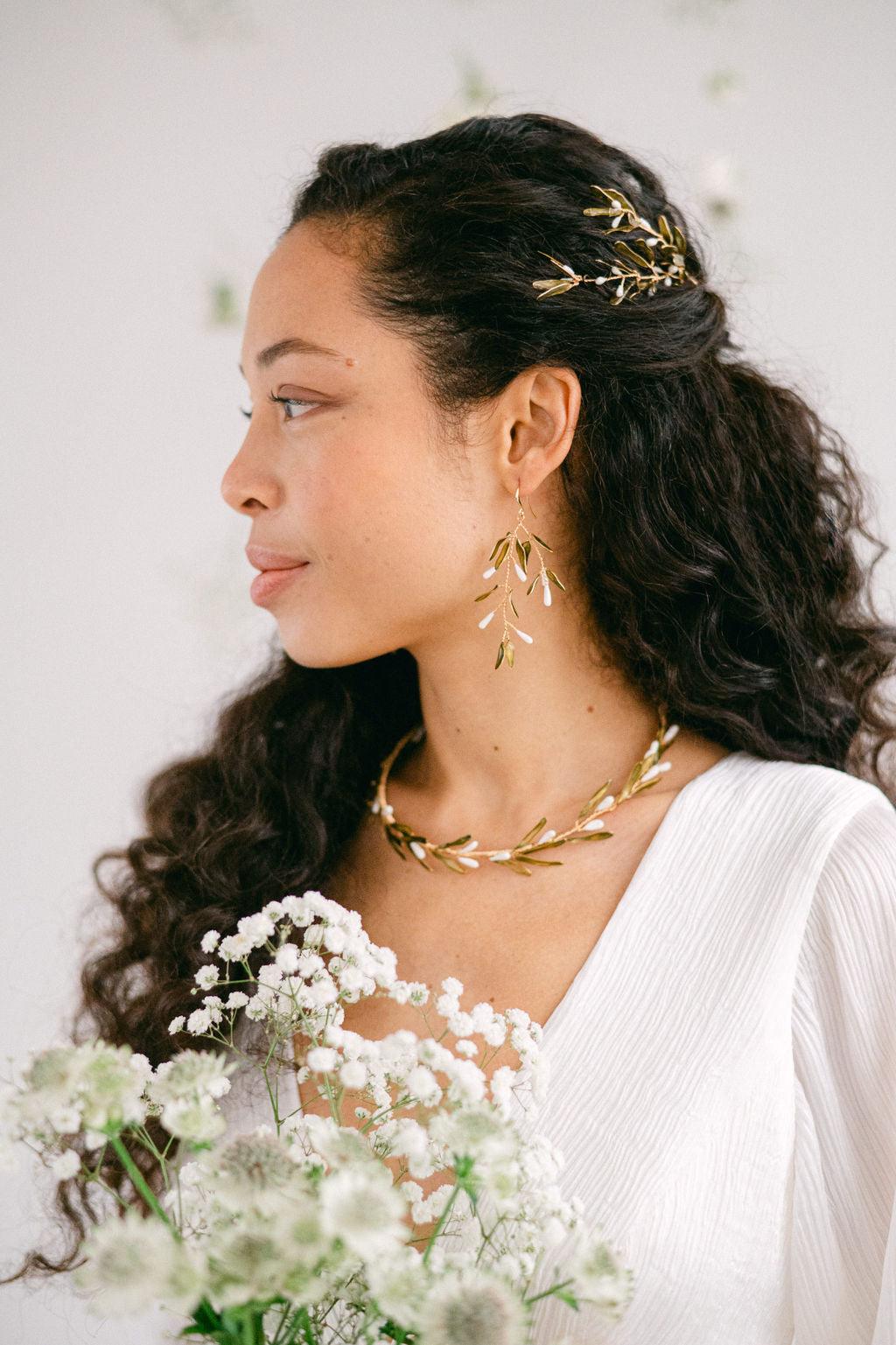 Rosemary Resin and Ceramic Necklace