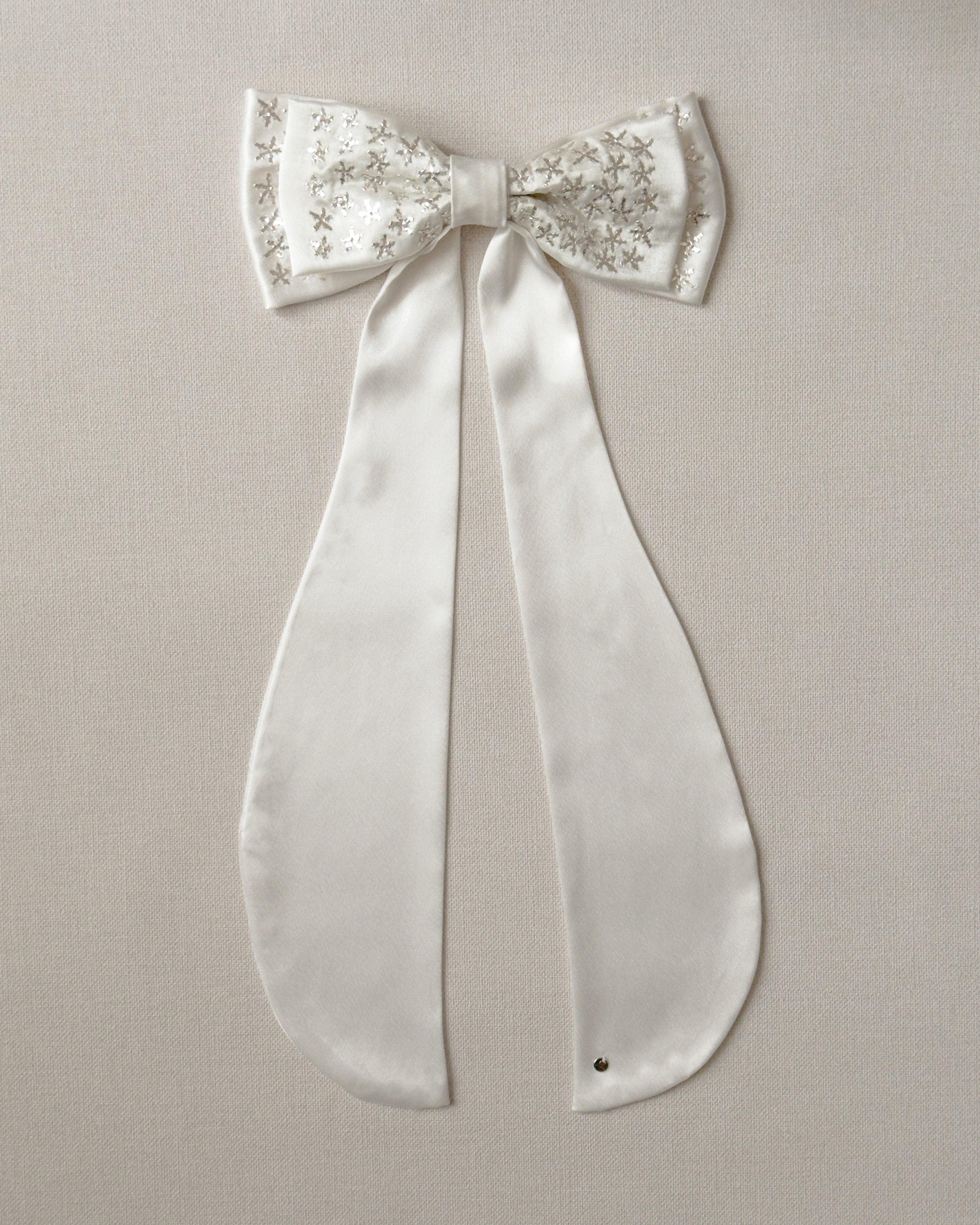 Borealis Barrette Noeud