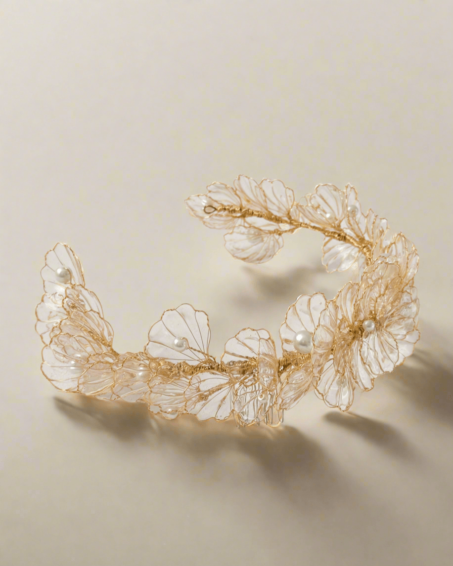 Aphrodite Comb Bold