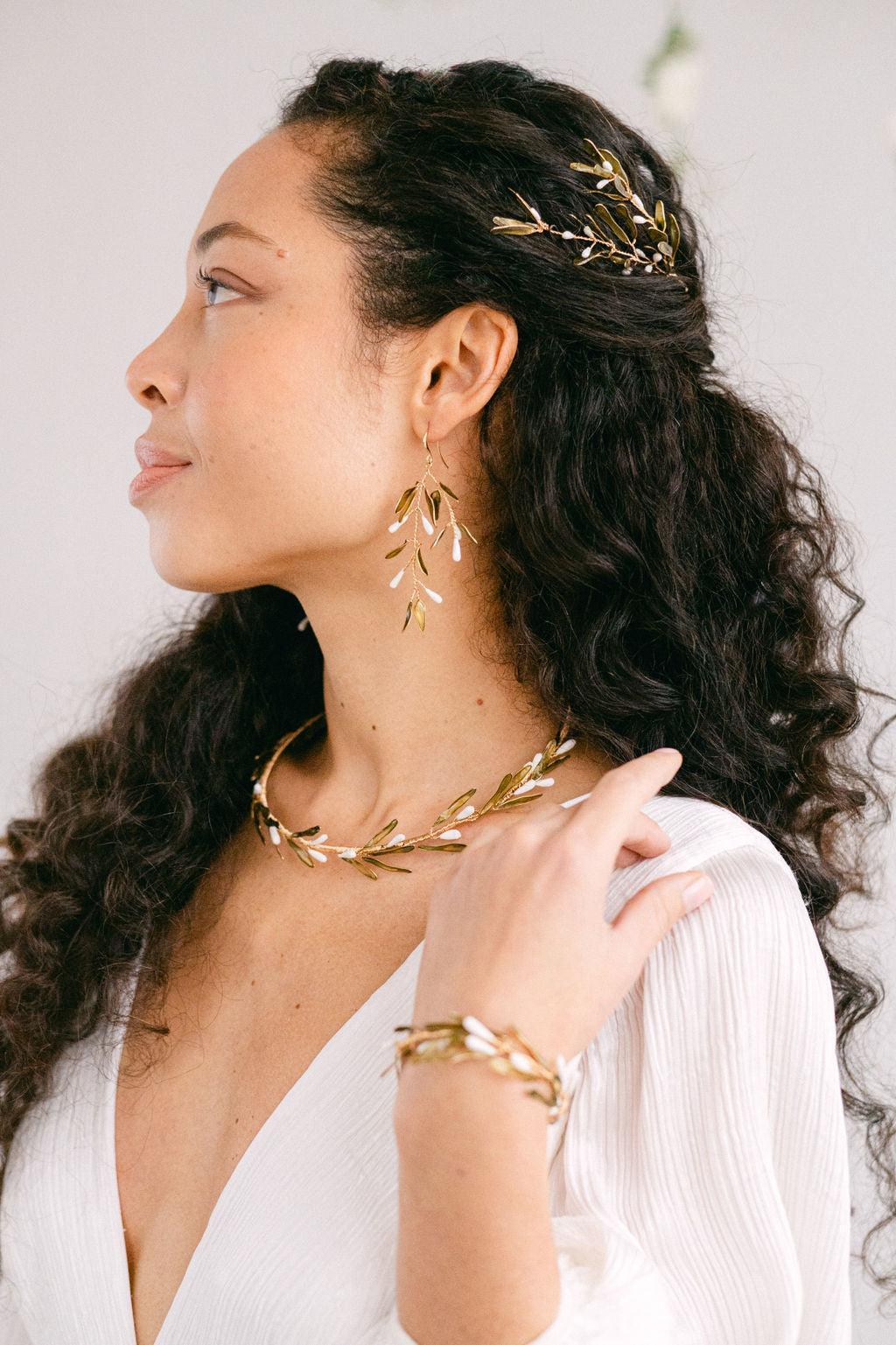 Rosemary Resin and Ceramic Necklace