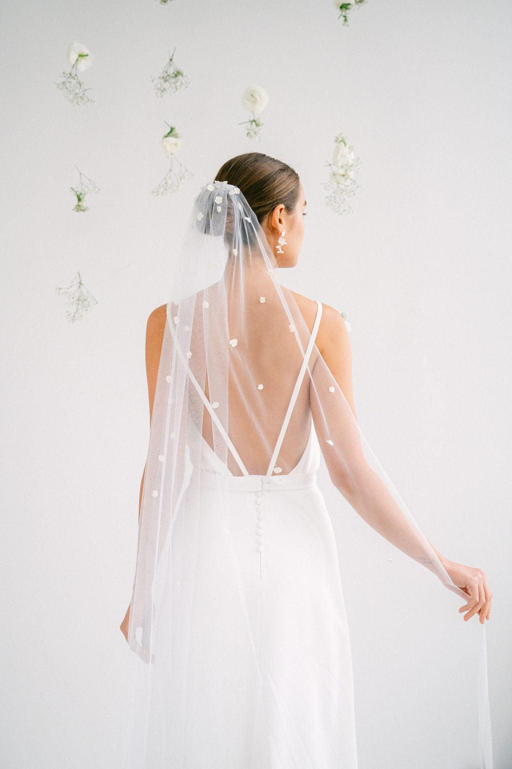 Alcea Ceramic Embroidered Veil