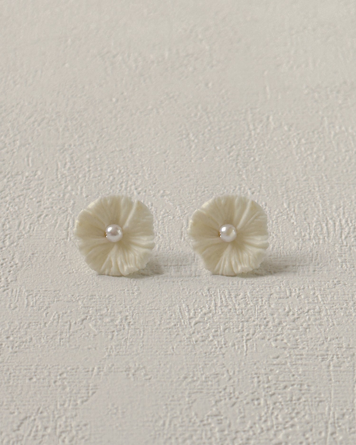 Alcea - Ceramic Stud Earrings