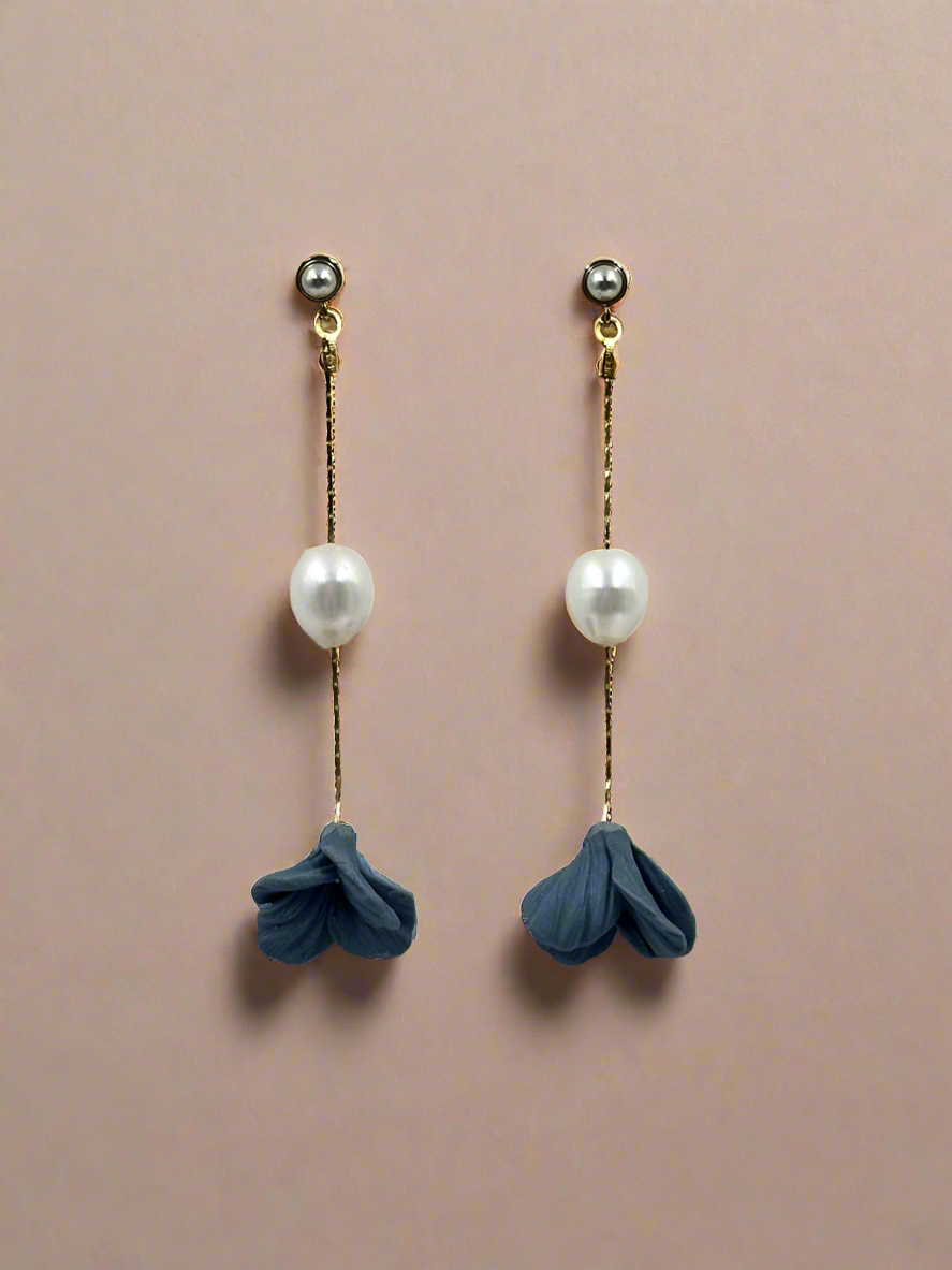 Pearl Petal - Boucles d’oreilles pendantes en perles naturelles &amp; Céramique