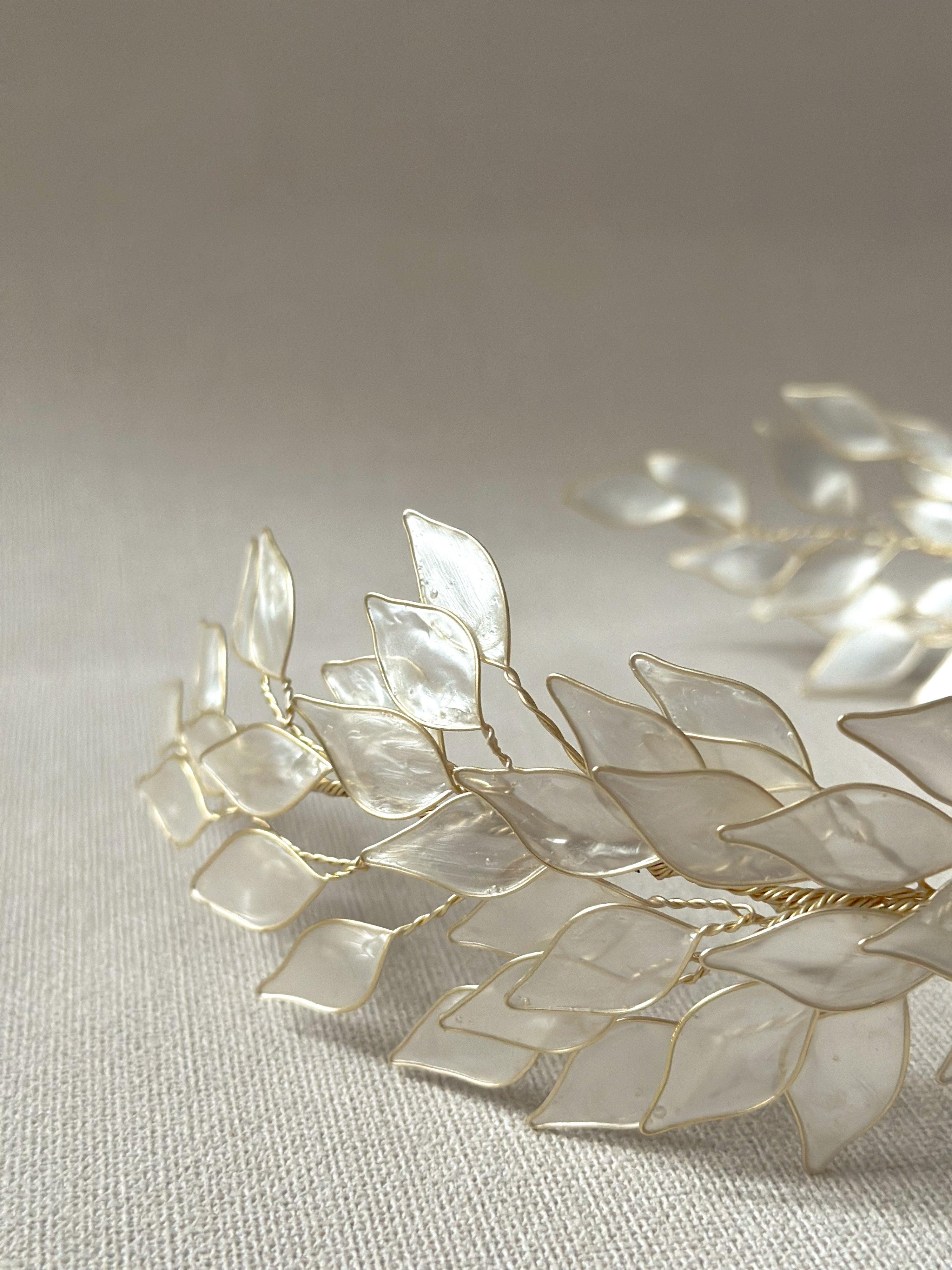 Feather Comb