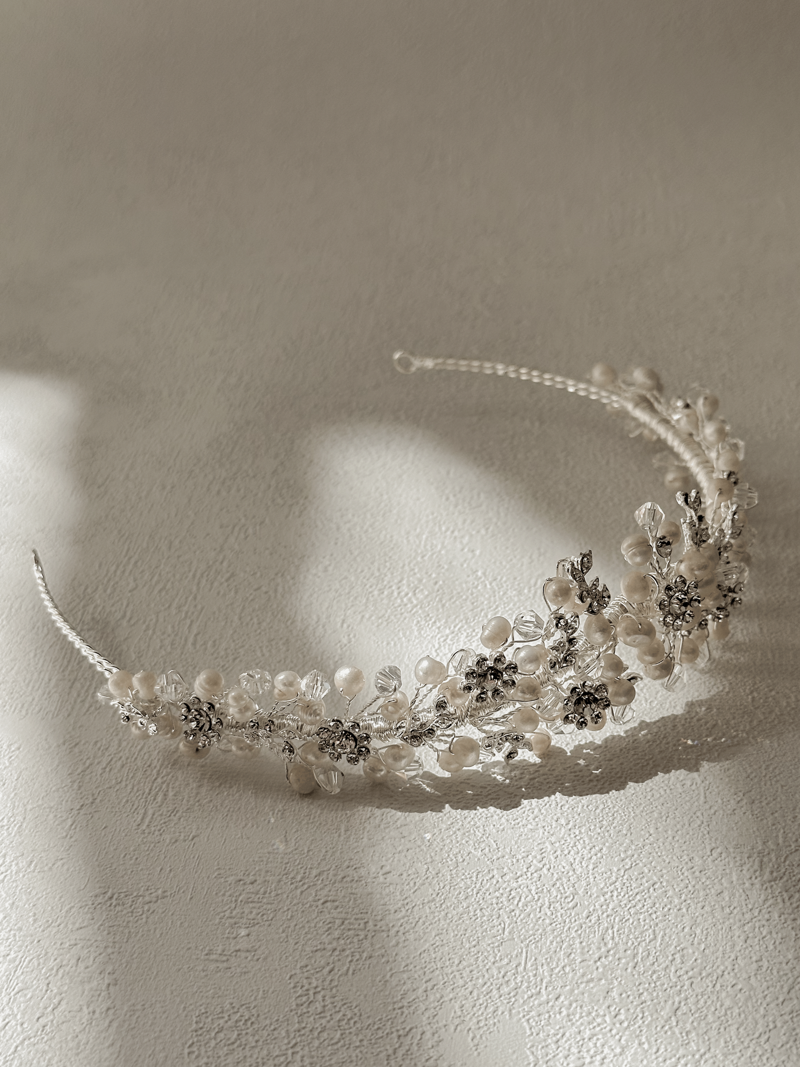 Vela Tiara