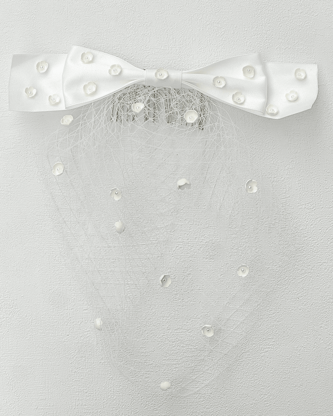 Lily of the valley bridal veil with bow